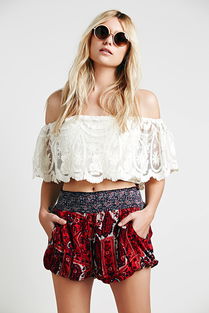 服装 从御寒蔽体到自我表达的艺术